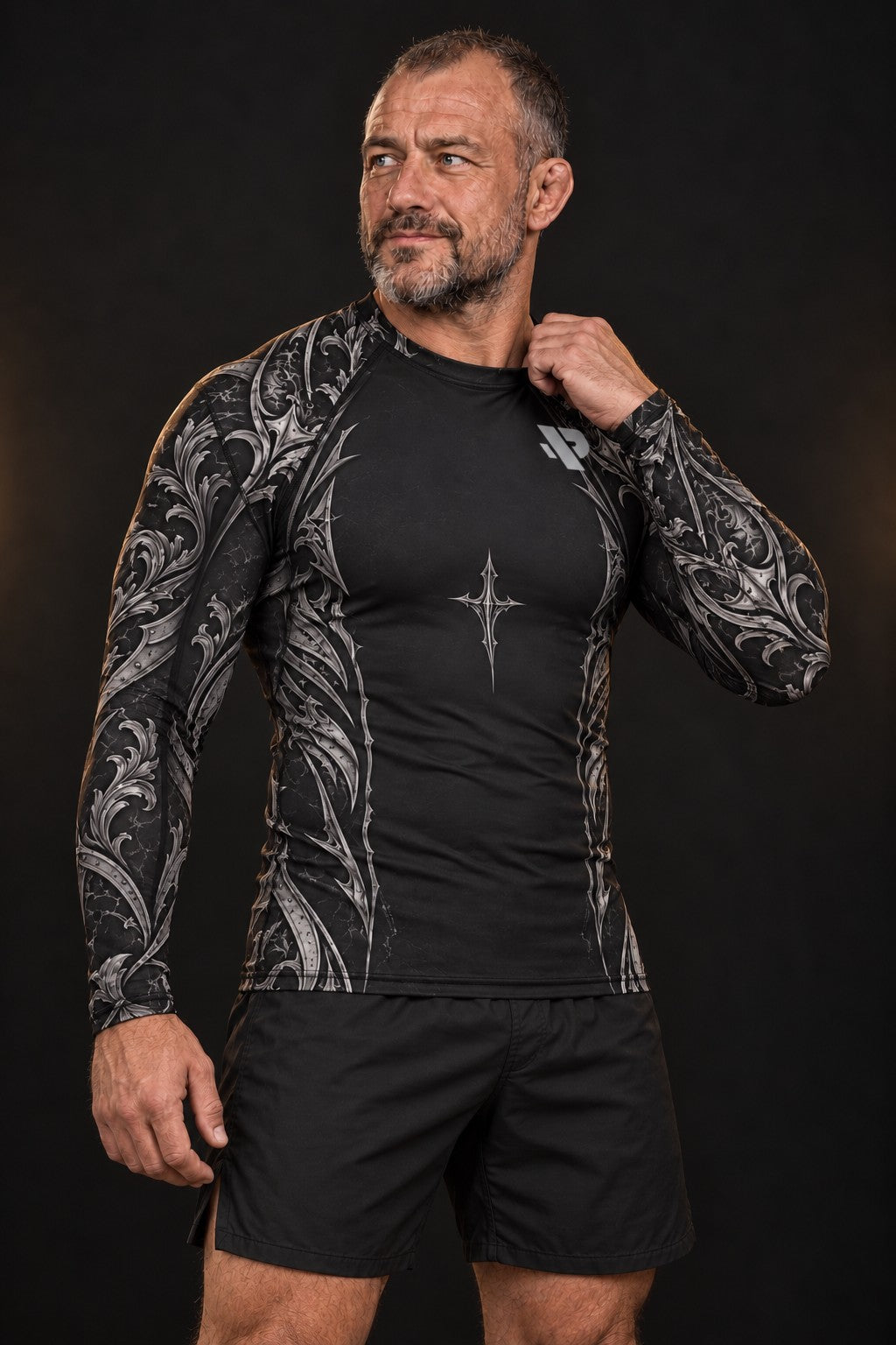 Rash guard Armure de Dieu manches longues homme, Bouclier, heaume, épée et cuirasse en gravure argent sur noir