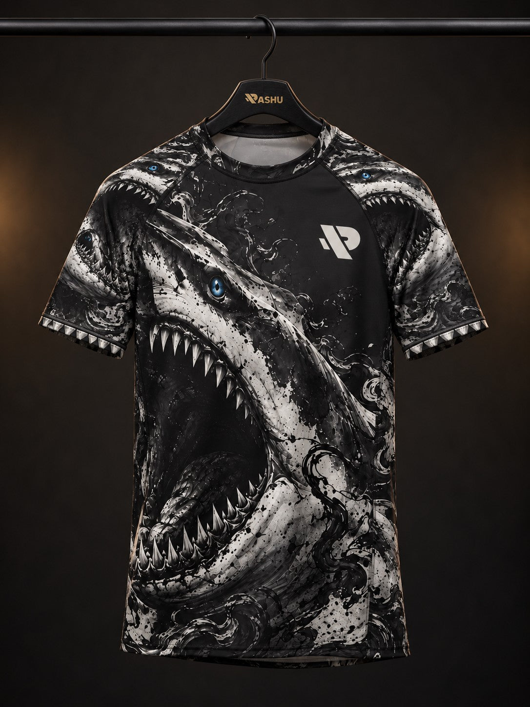 Rash guard Grand Blanc manches courtes homme, Grand requin blanc gueule ouverte sortant d'une fumée noire