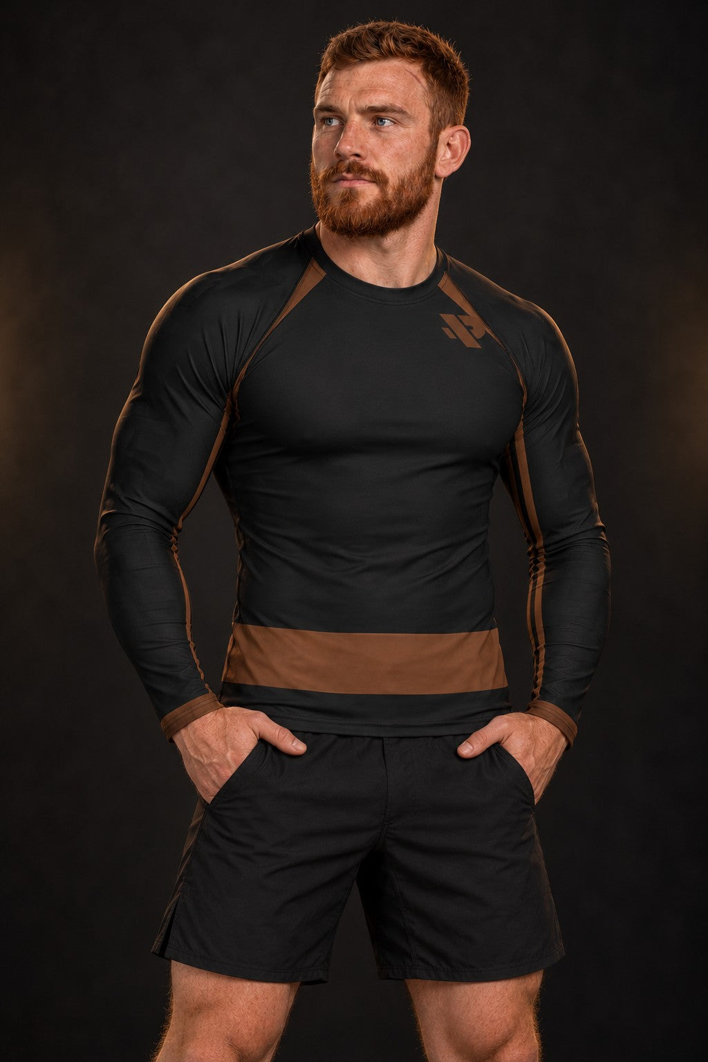 Rash guard Ranked Ceinture Marron manches longues homme, large bande marron chocolat à la taille et manches marron, fond noir